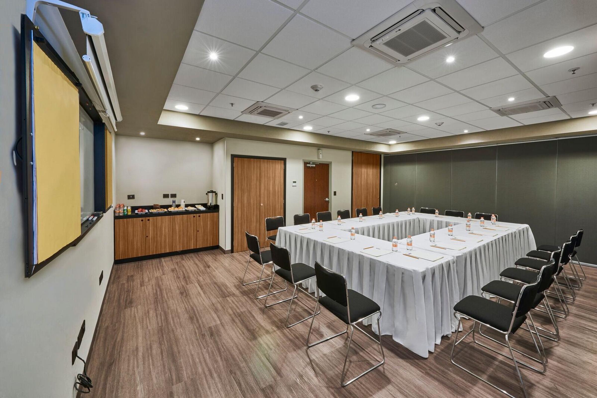מיראמר City Express By Marriott Tampico Altamira מראה חיצוני תמונה
