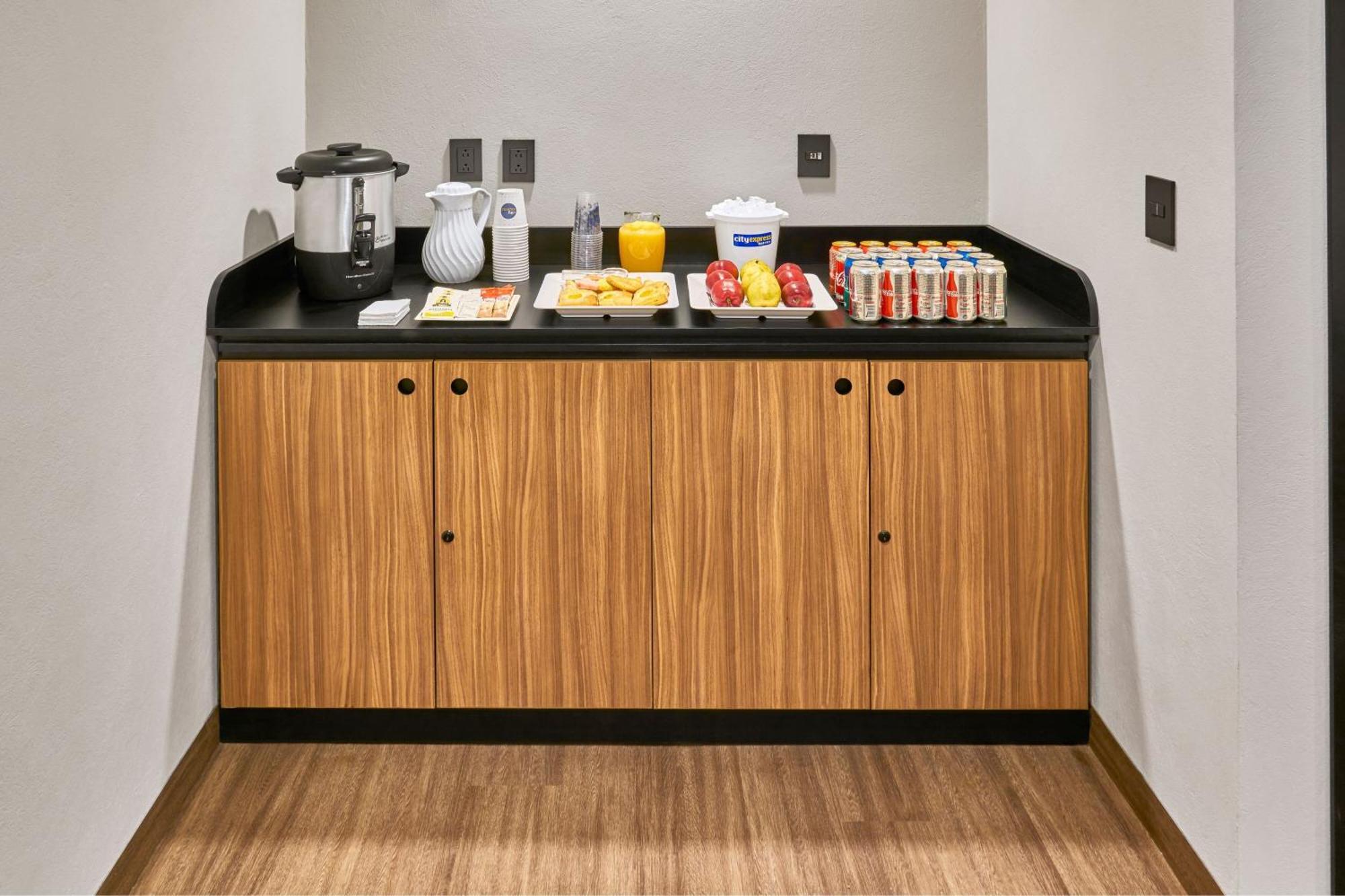 מיראמר City Express By Marriott Tampico Altamira מראה חיצוני תמונה