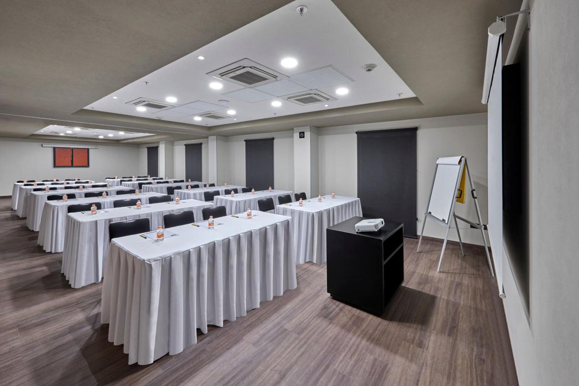 מיראמר City Express By Marriott Tampico Altamira מראה חיצוני תמונה